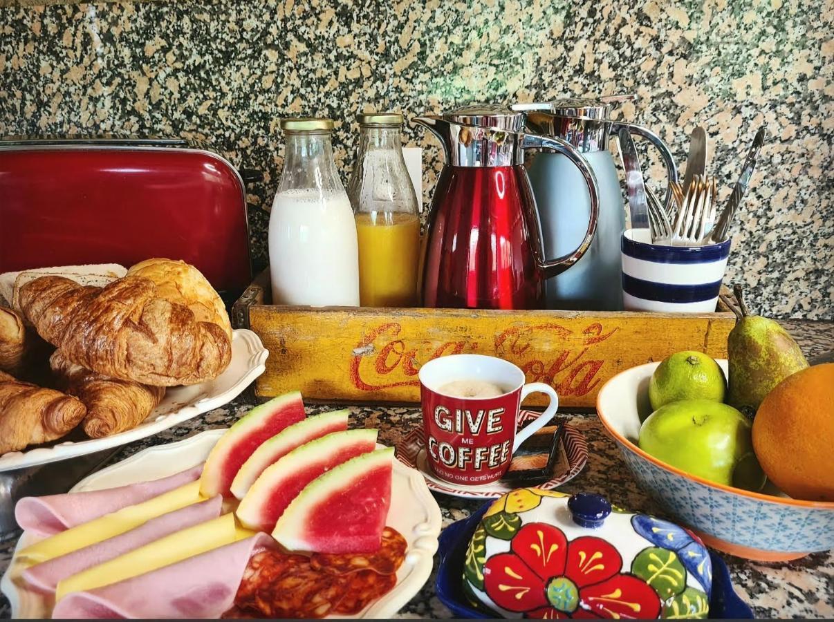Harveys Homestay - Adults Only Mieres  Ngoại thất bức ảnh